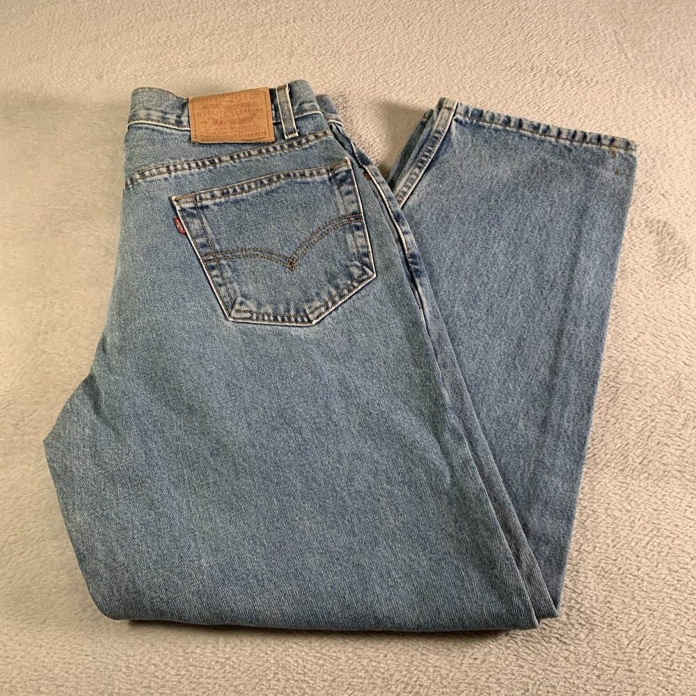 Vintage Levis 550 Jeans Mens 35x30 Blue‎ Light Wash Relaxed Fit Tapered Red Tab